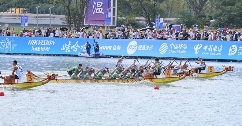 圖三 龍舟開賽男子200米賽事進入決賽